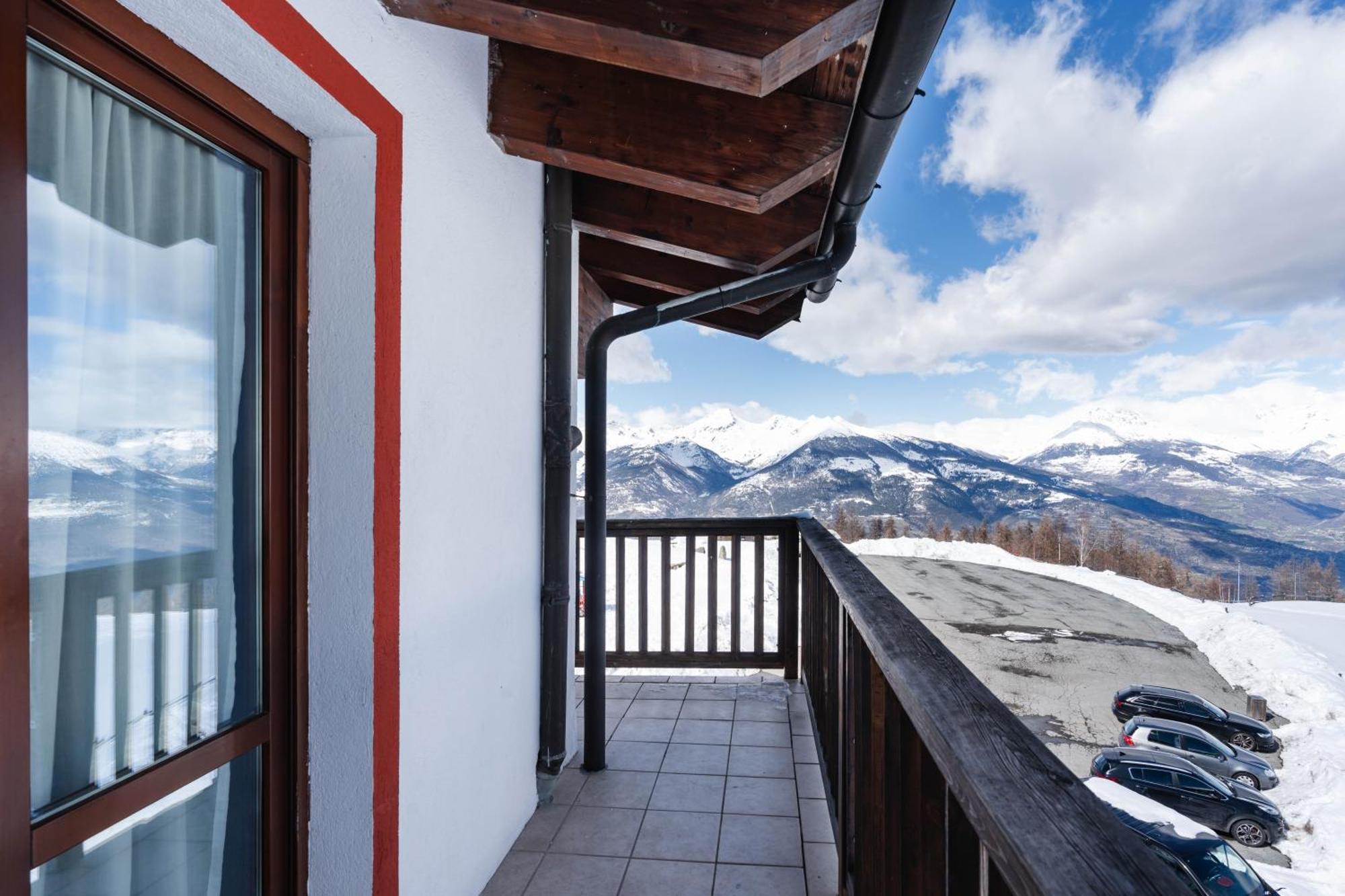 Chalet Des Alpes Gressan Εξωτερικό φωτογραφία